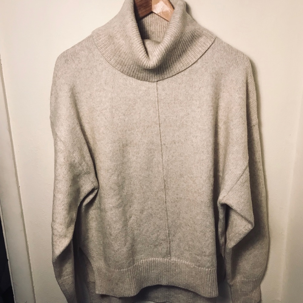H&M sweater